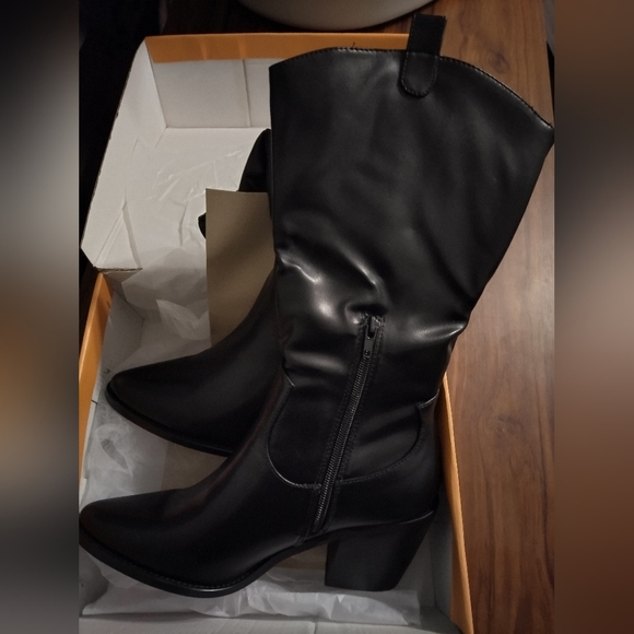 CHASE AND CHLOE black Western Boot 7.5 - Picture 2 of 4